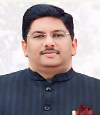 Ravindra Mangave